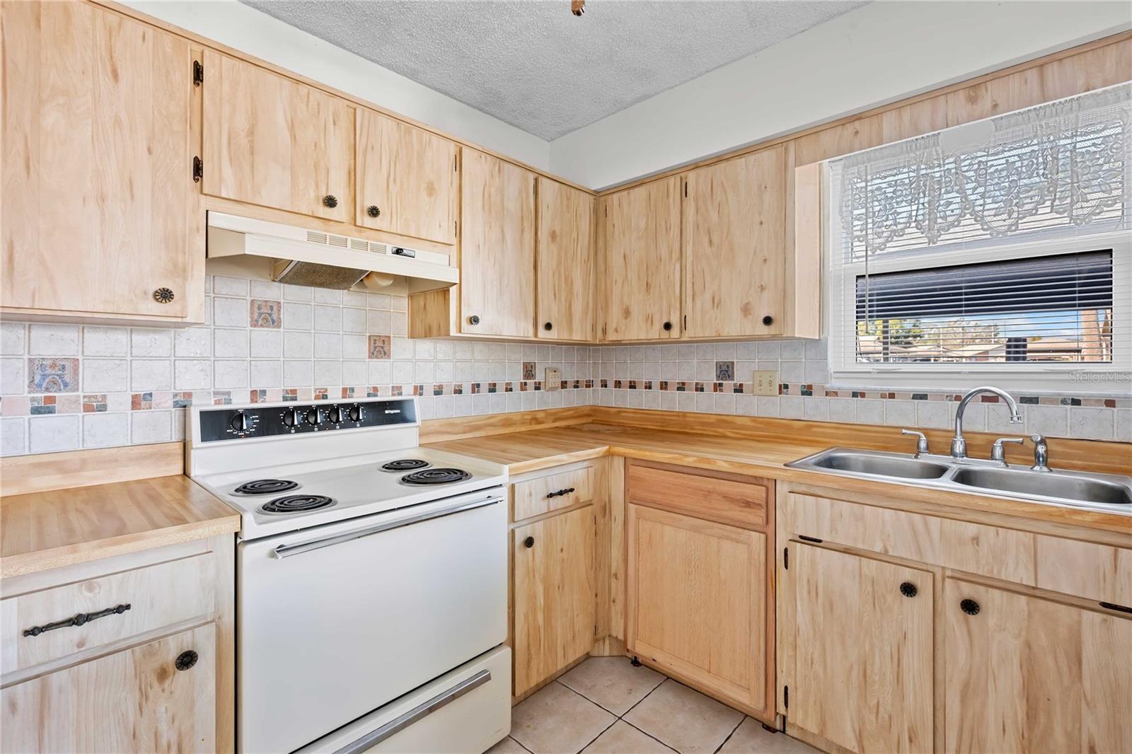 Image 14 of 31 For 4520 Blossom Boulevard D