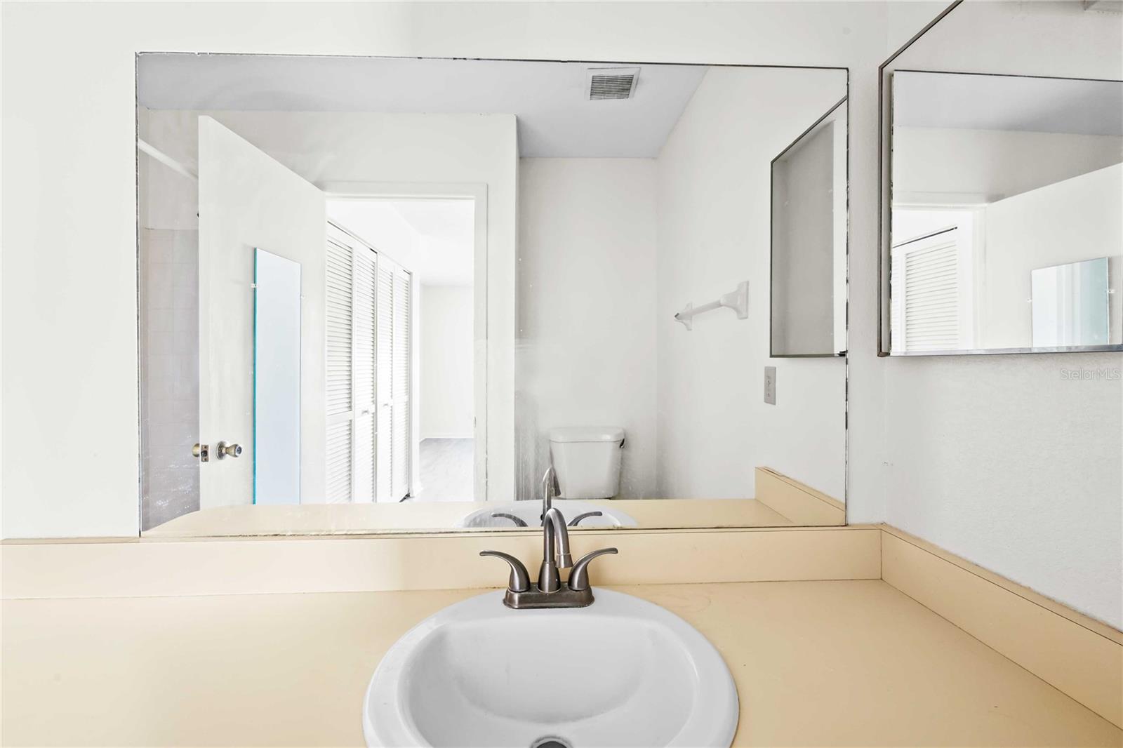 Image 27 of 31 For 4520 Blossom Boulevard D