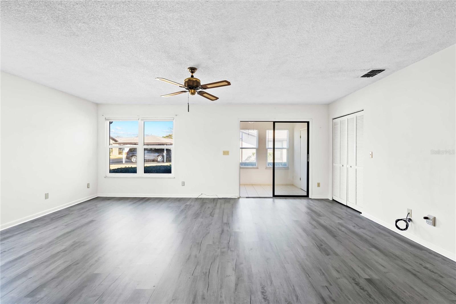 Image 8 of 31 For 4520 Blossom Boulevard D