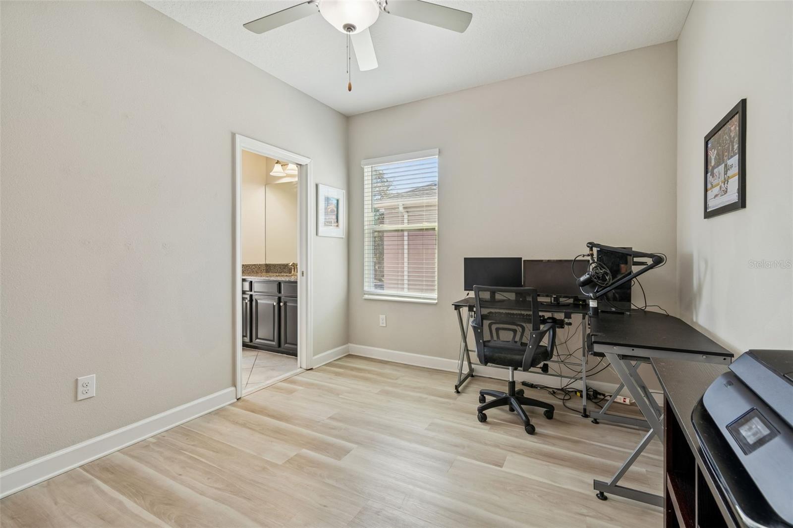 Image 28 of 40 For 6867 Citrus Creek Lane