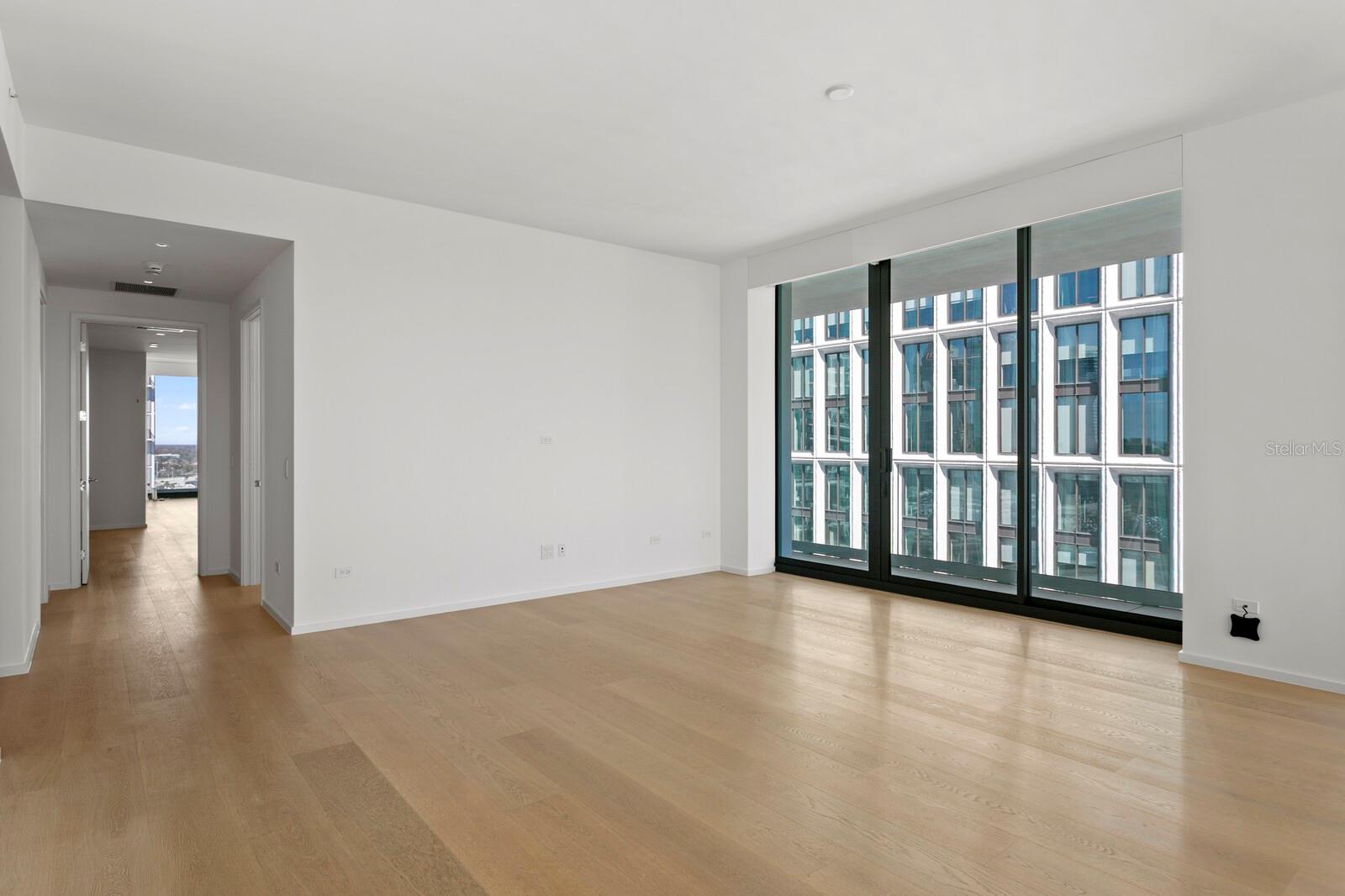 Listing photo id 21 for 1000 Water Street 1502