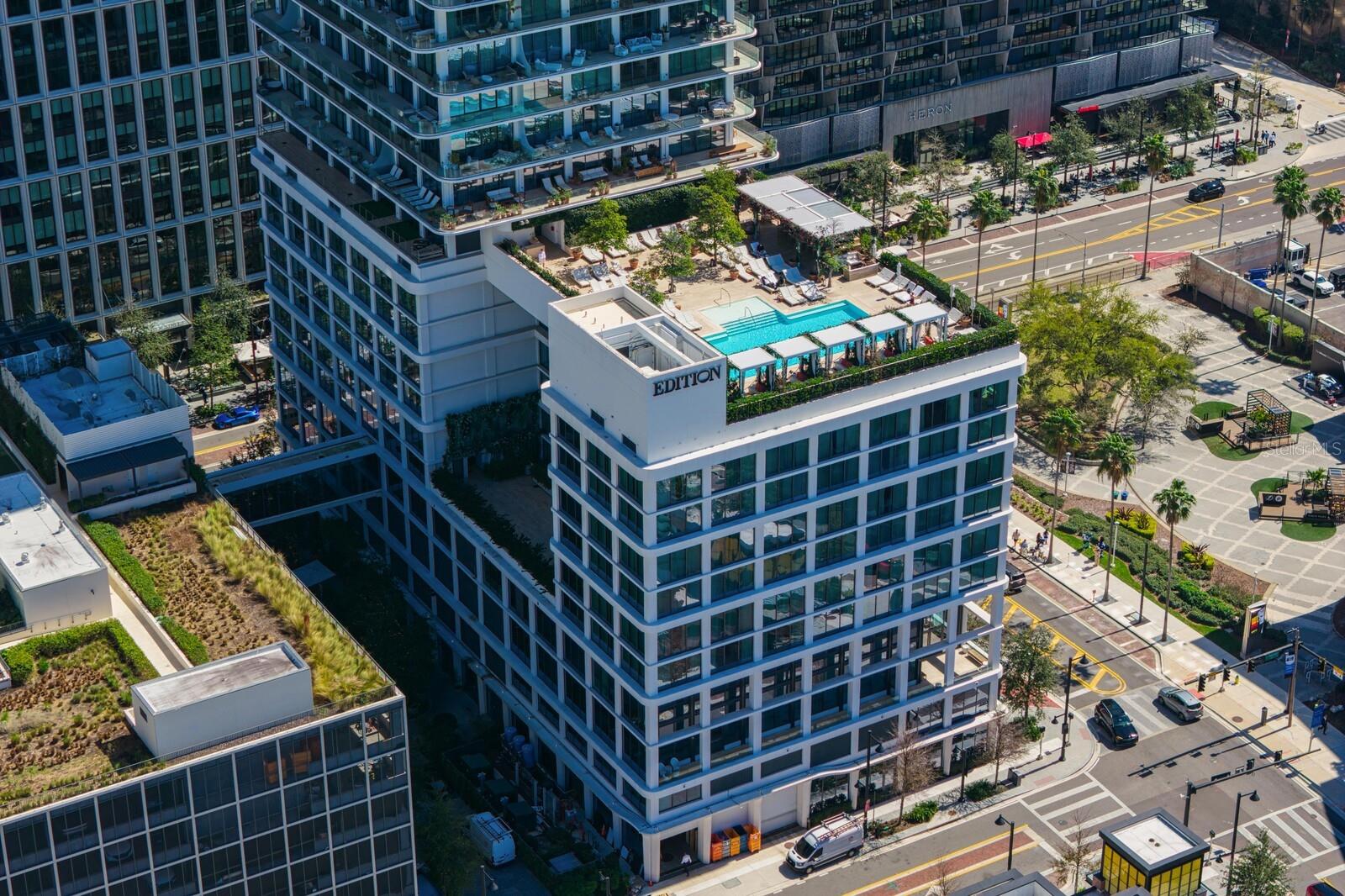 Listing photo id 55 for 1000 Water Street 1502