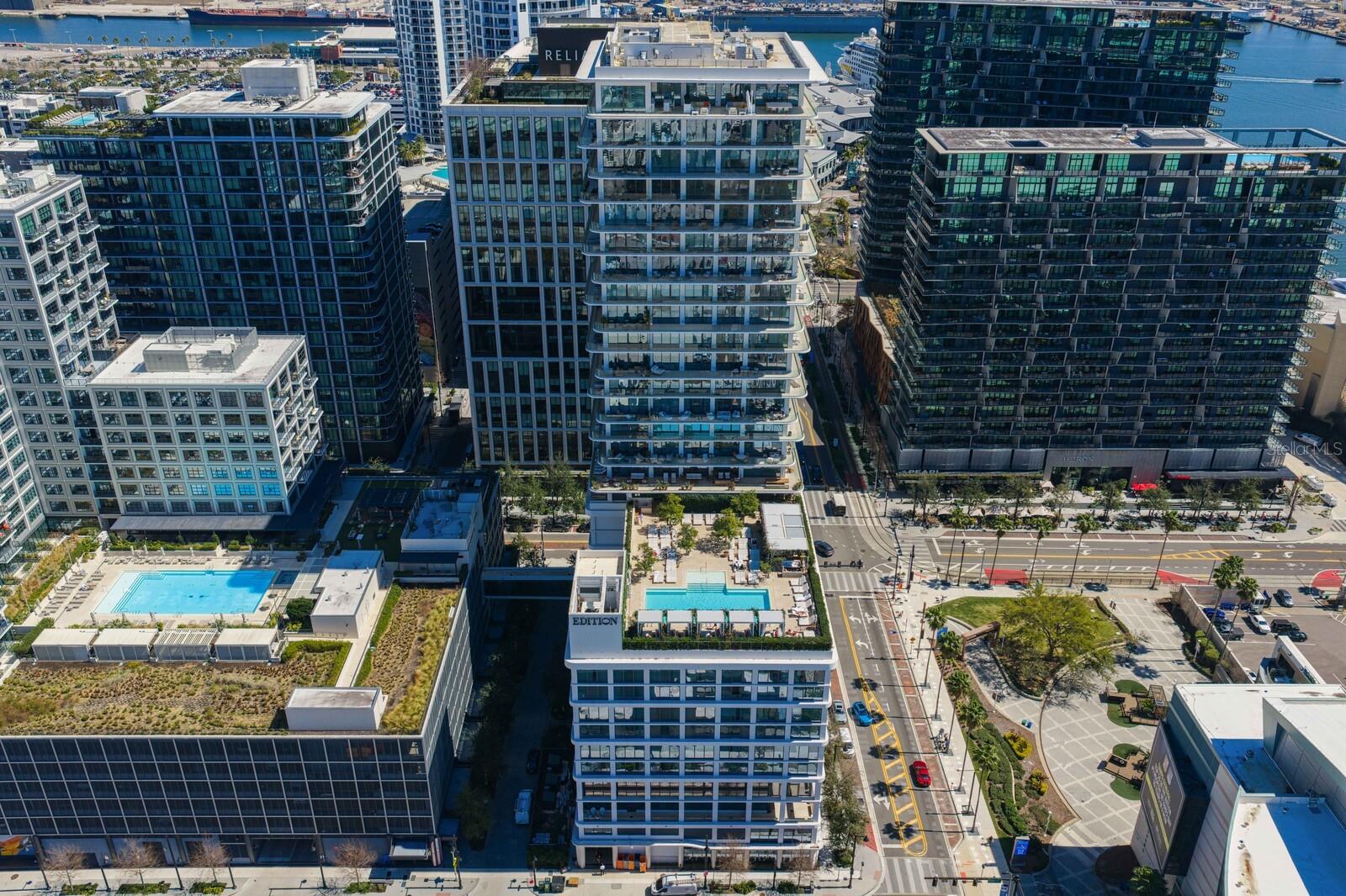 Listing photo id 58 for 1000 Water Street 1502