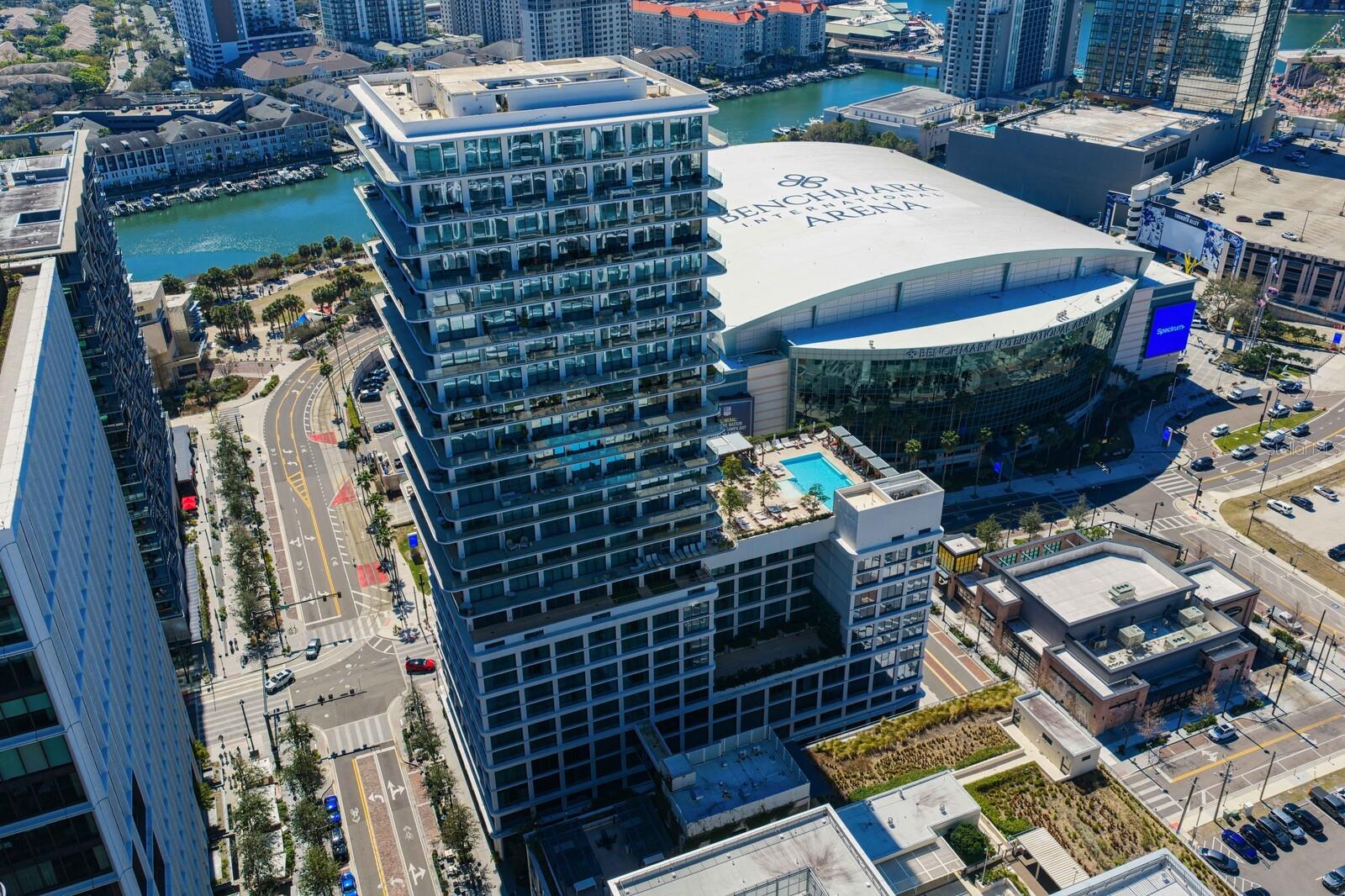 Listing photo id 76 for 1000 Water Street 1502