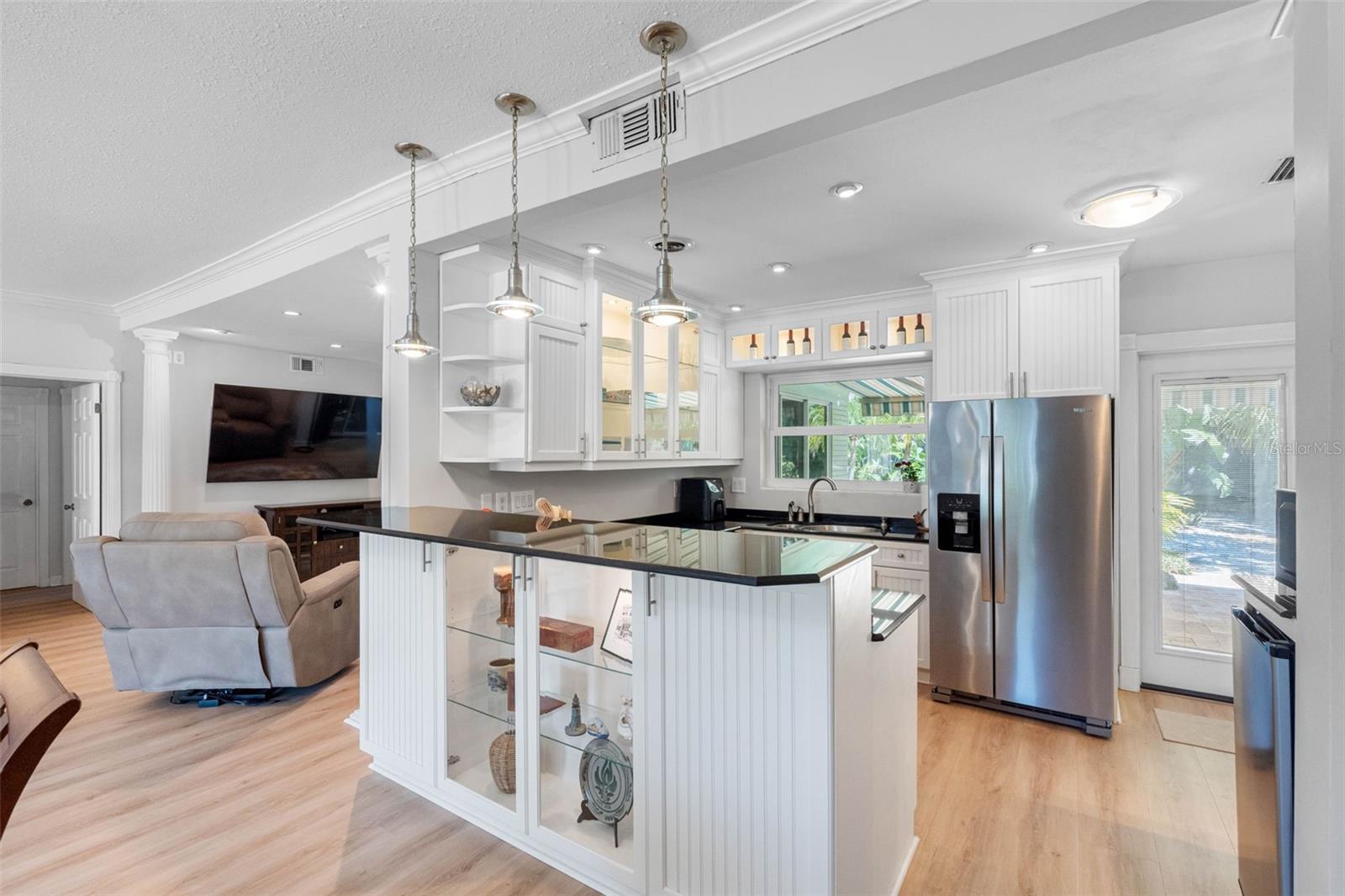 Image 11 of 33 For 101 Osceola Road