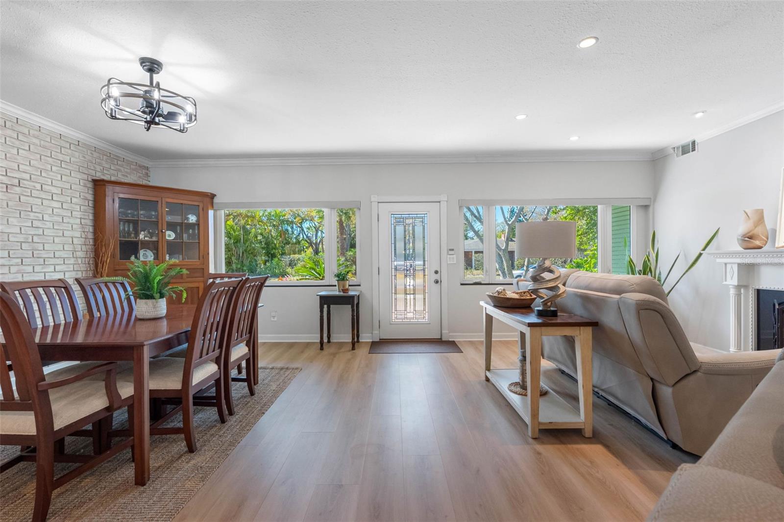 Image 7 of 33 For 101 Osceola Road