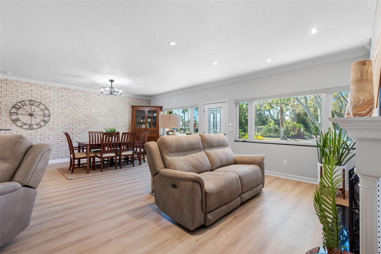 Image 8 of 33 For 101 Osceola Road