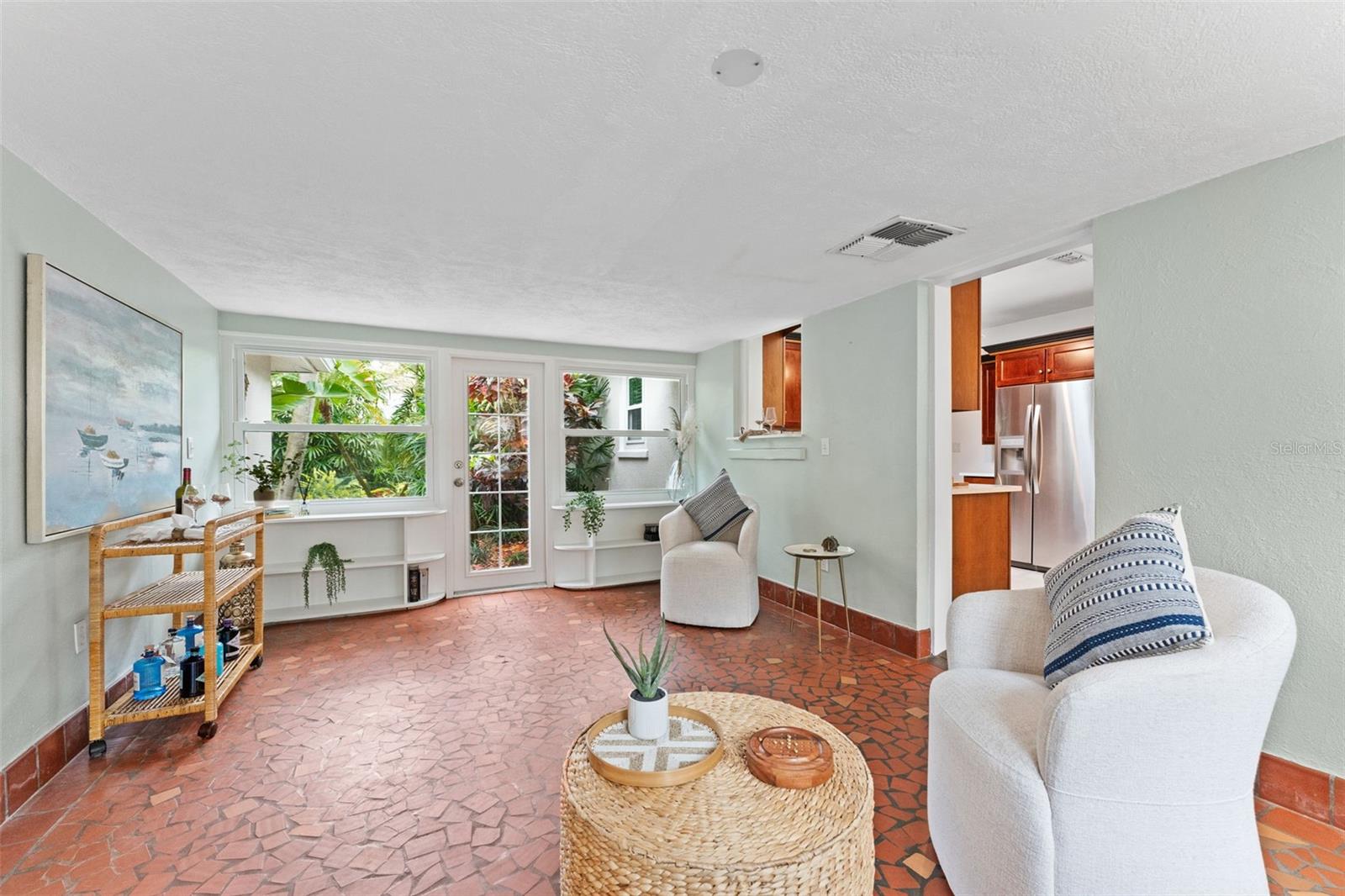 Listing photo id 14 for 250 Aberdeen Street