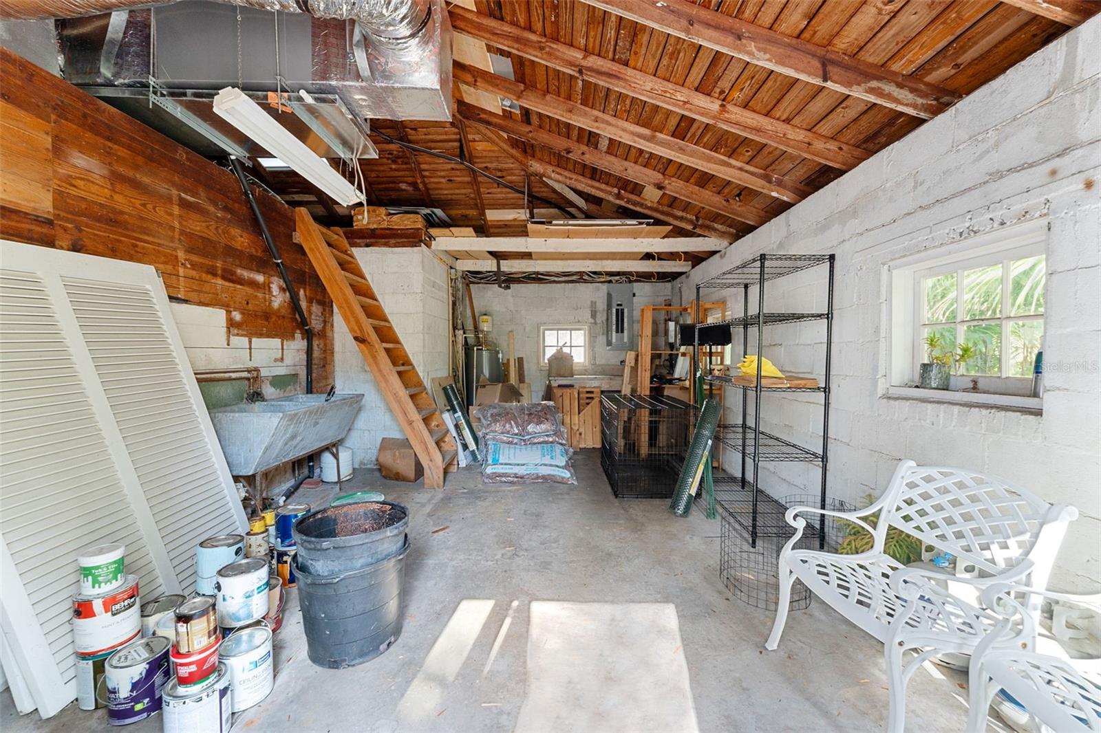 Listing photo id 27 for 250 Aberdeen Street