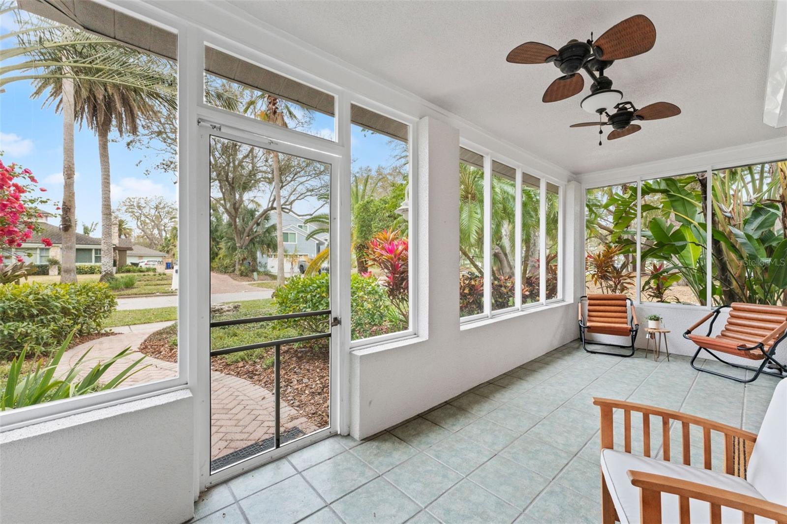 Listing photo id 2 for 250 Aberdeen Street