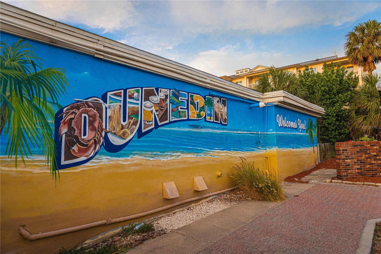 Listing photo id 43 for 250 Aberdeen Street