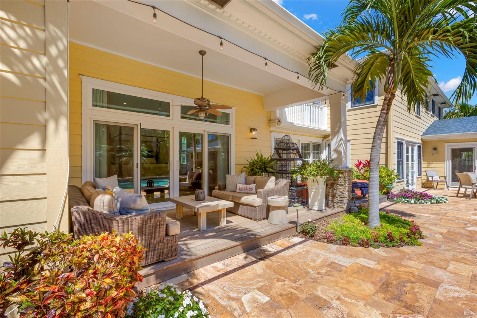 Image 26 of 100 For 556 21st Avenue Ne