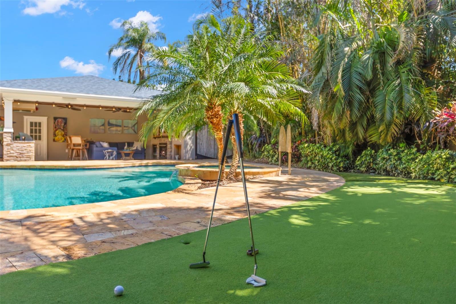 Image 3 of 100 For 556 21st Avenue Ne