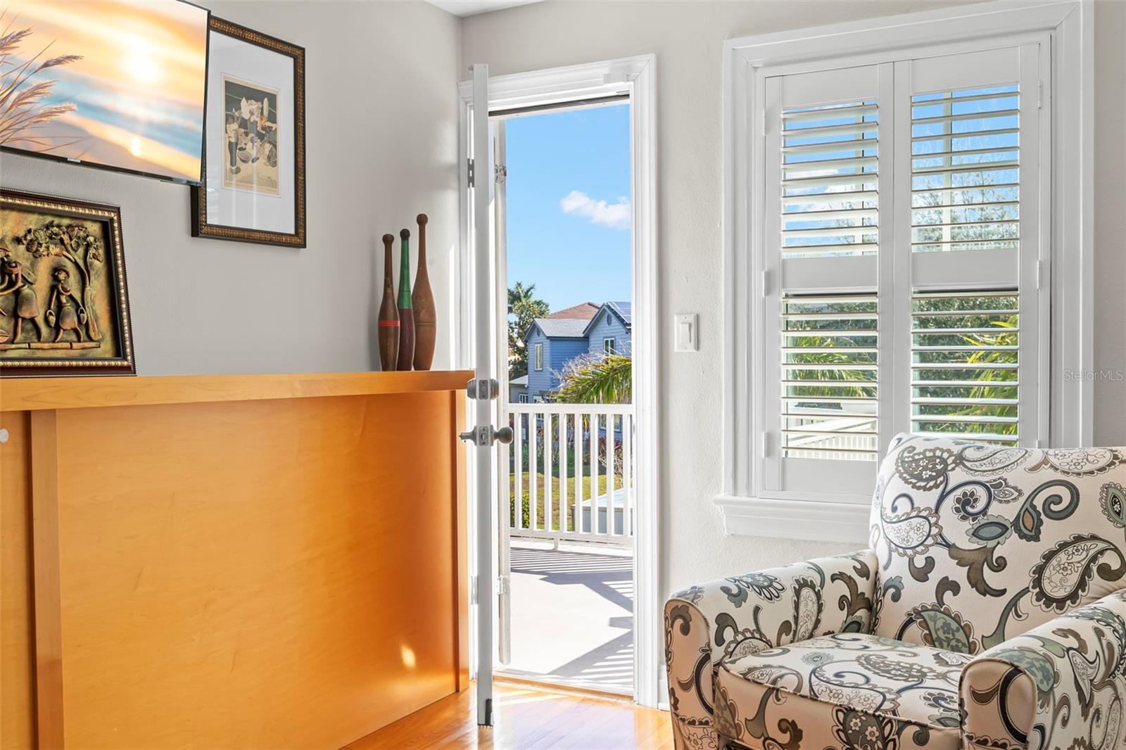 Image 44 of 100 For 556 21st Avenue Ne