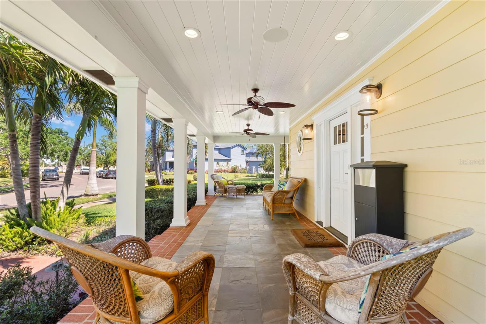 Image 5 of 100 For 556 21st Avenue Ne