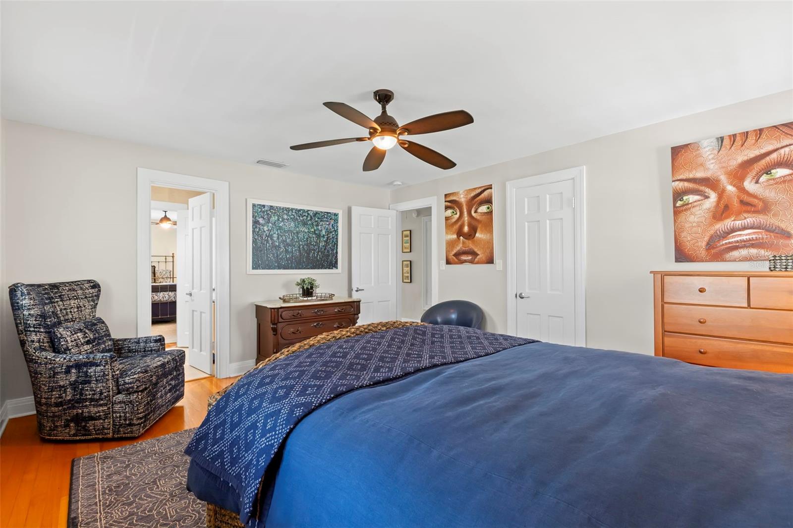 Image 53 of 100 For 556 21st Avenue Ne