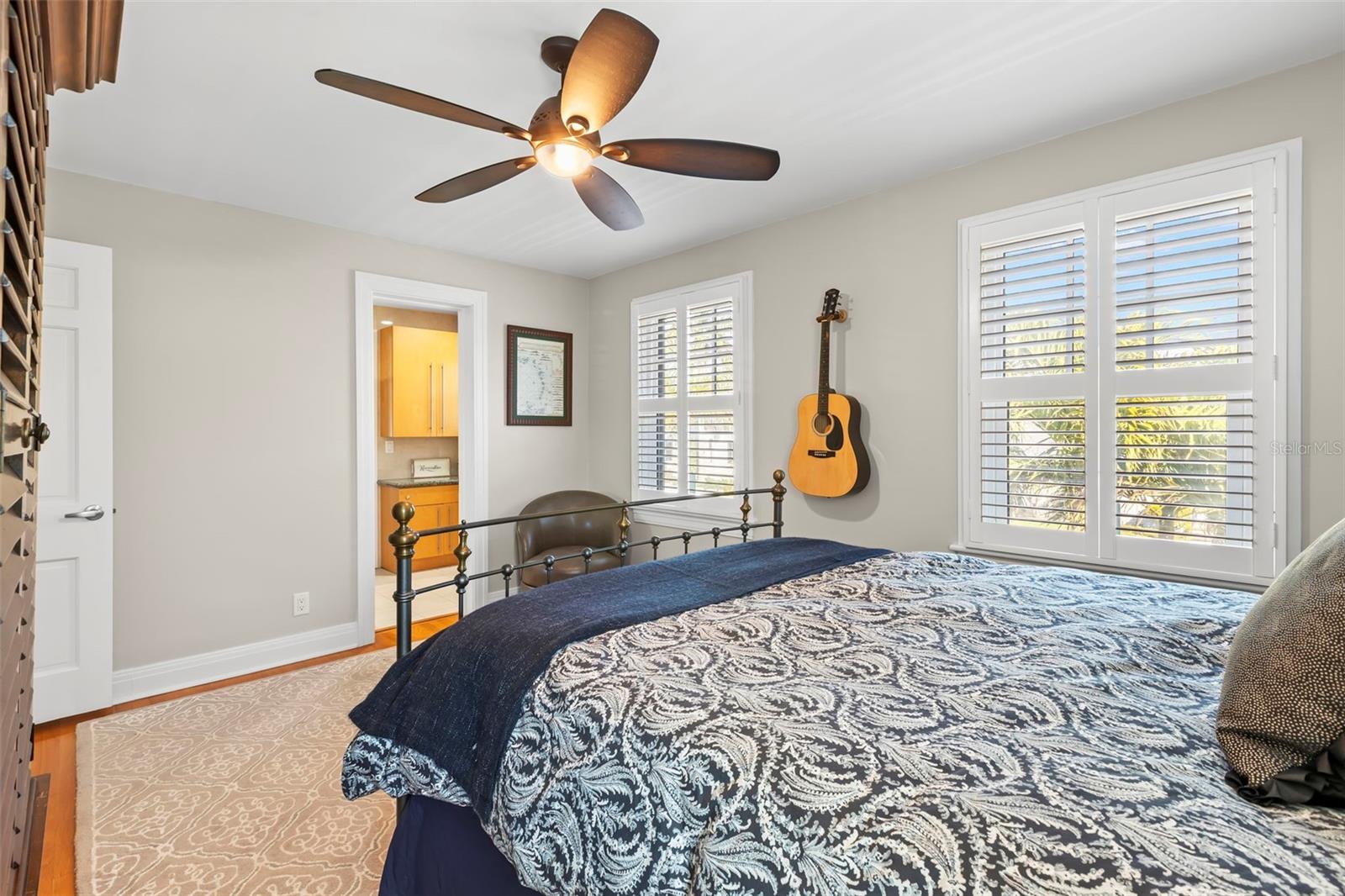 Image 56 of 100 For 556 21st Avenue Ne