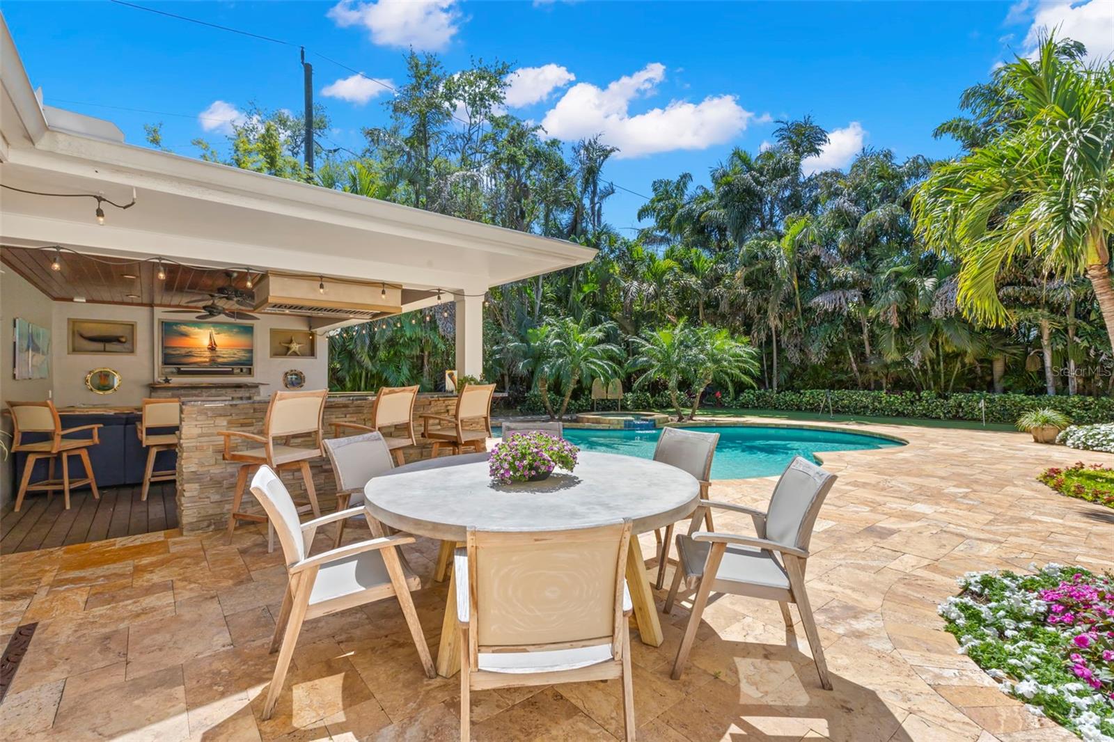 Image 57 of 100 For 556 21st Avenue Ne