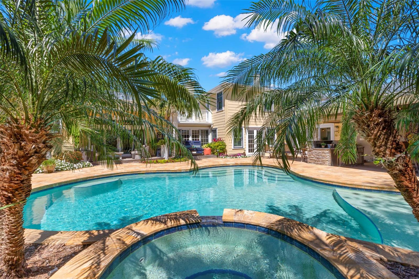 Image 64 of 100 For 556 21st Avenue Ne