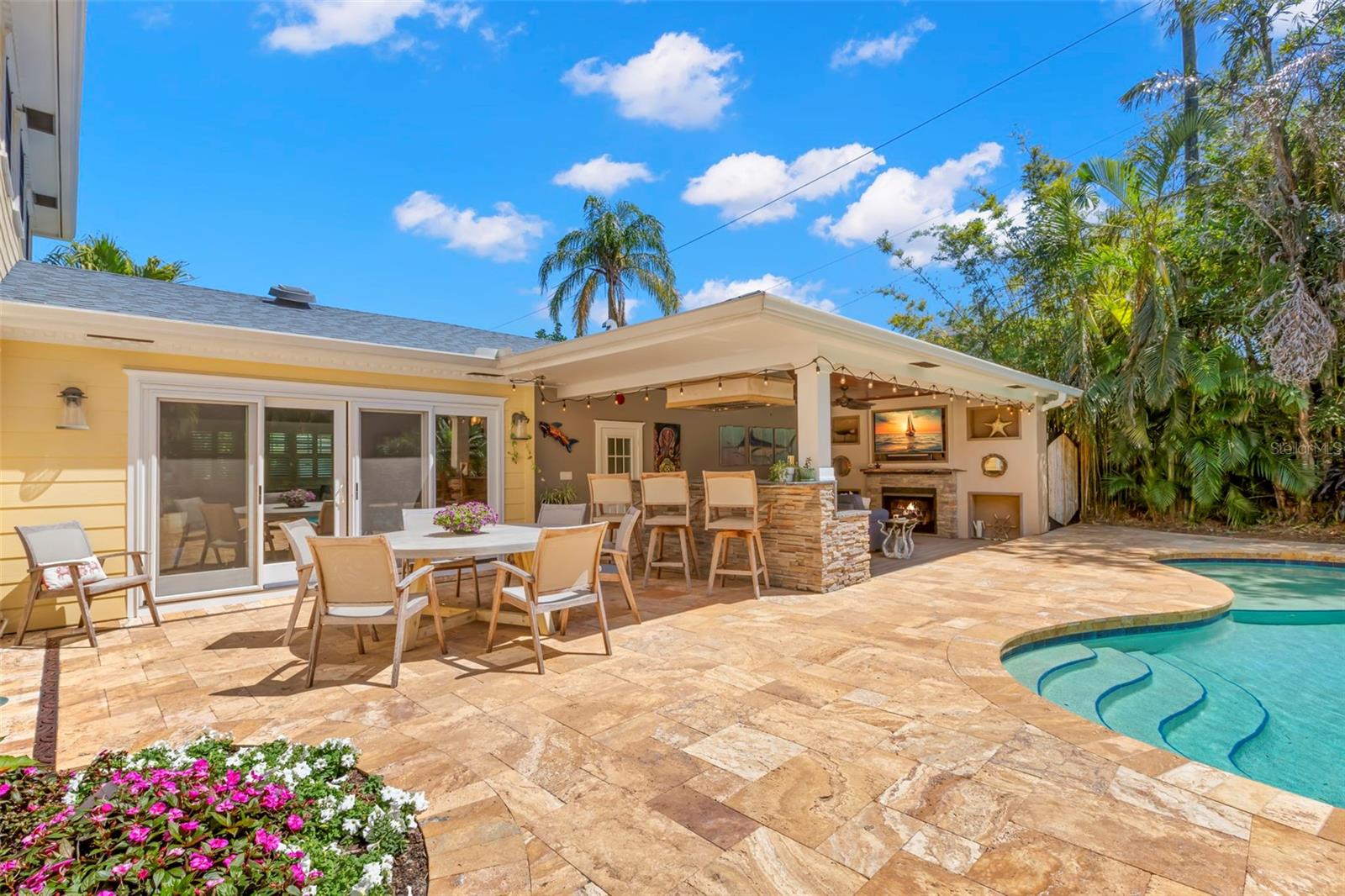 Image 65 of 100 For 556 21st Avenue Ne