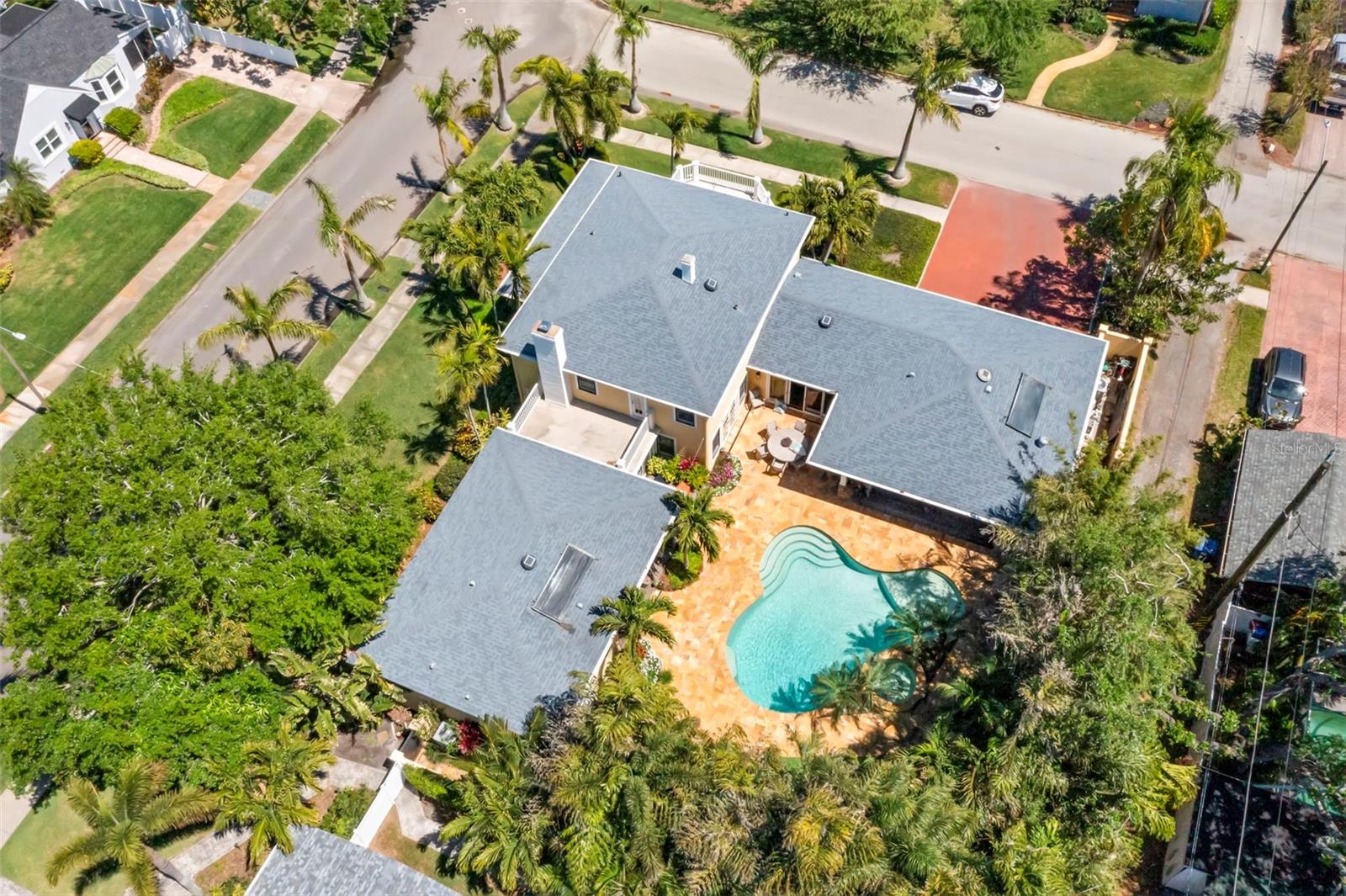 Image 73 of 100 For 556 21st Avenue Ne