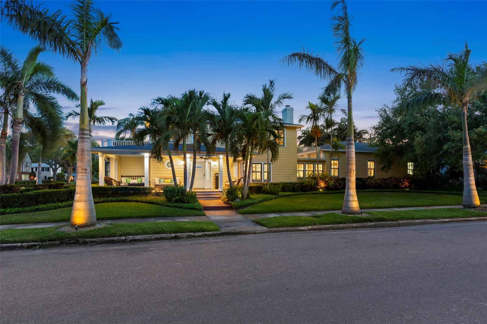 Image 80 of 100 For 556 21st Avenue Ne