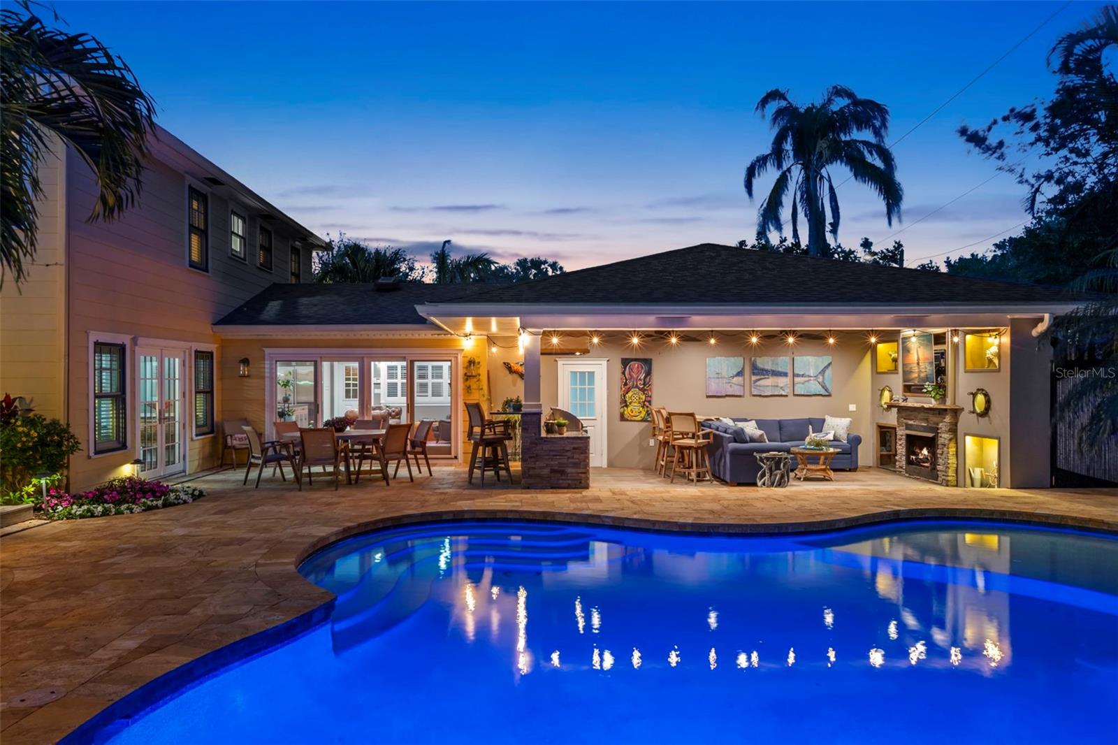 Image 87 of 100 For 556 21st Avenue Ne