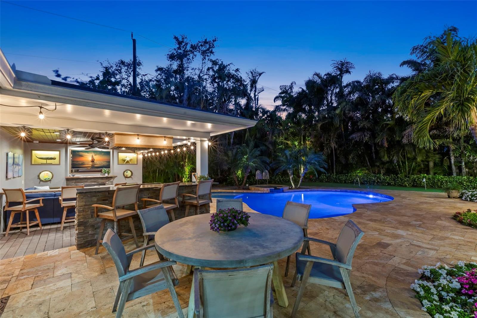 Image 88 of 100 For 556 21st Avenue Ne