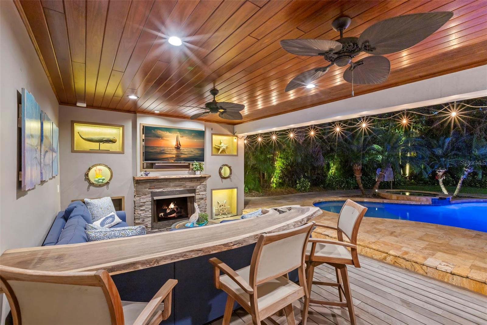 Image 89 of 100 For 556 21st Avenue Ne