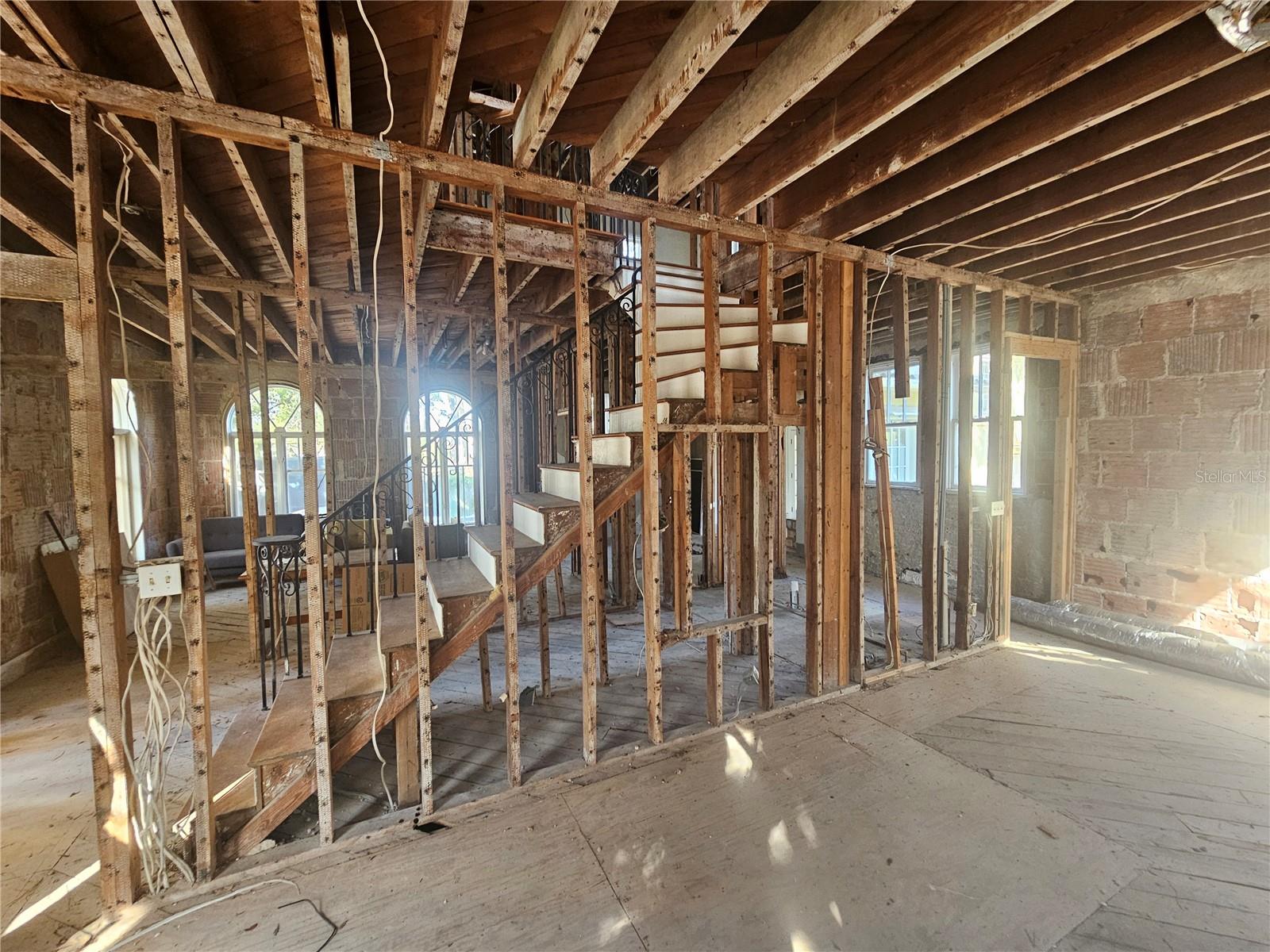 Image 3 of 11 For 4503 North B Street