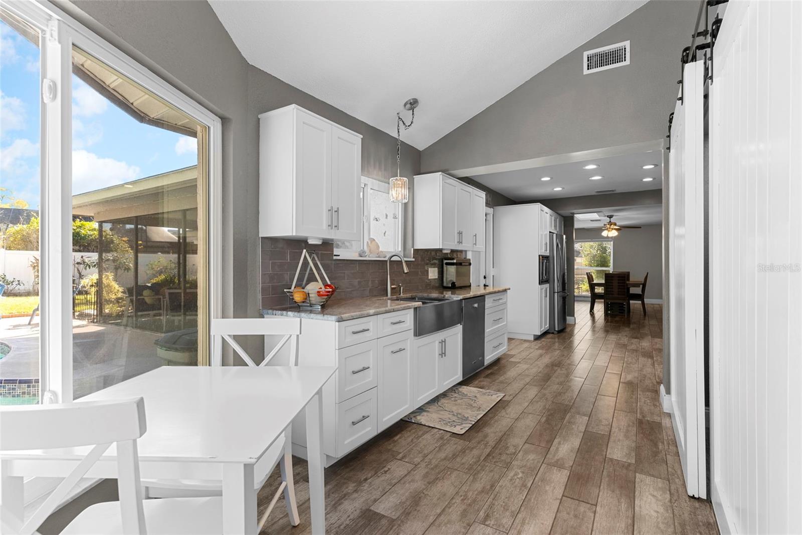 Image 17 of 50 For 10833 97th Street