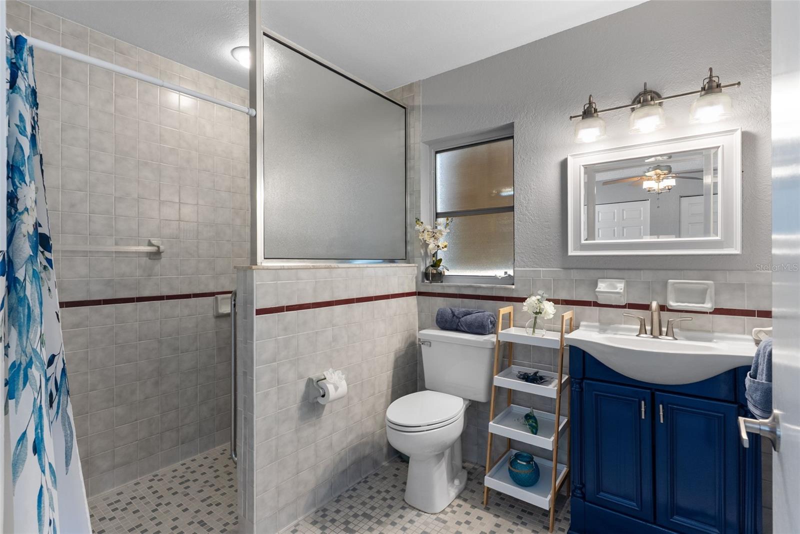 Image 45 of 50 For 10833 97th Street