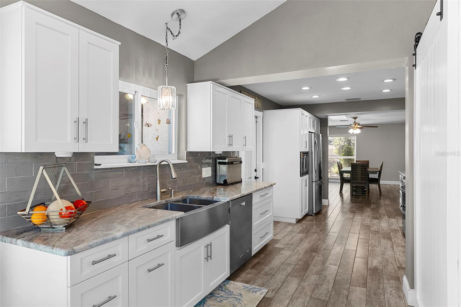 Image 8 of 50 For 10833 97th Street