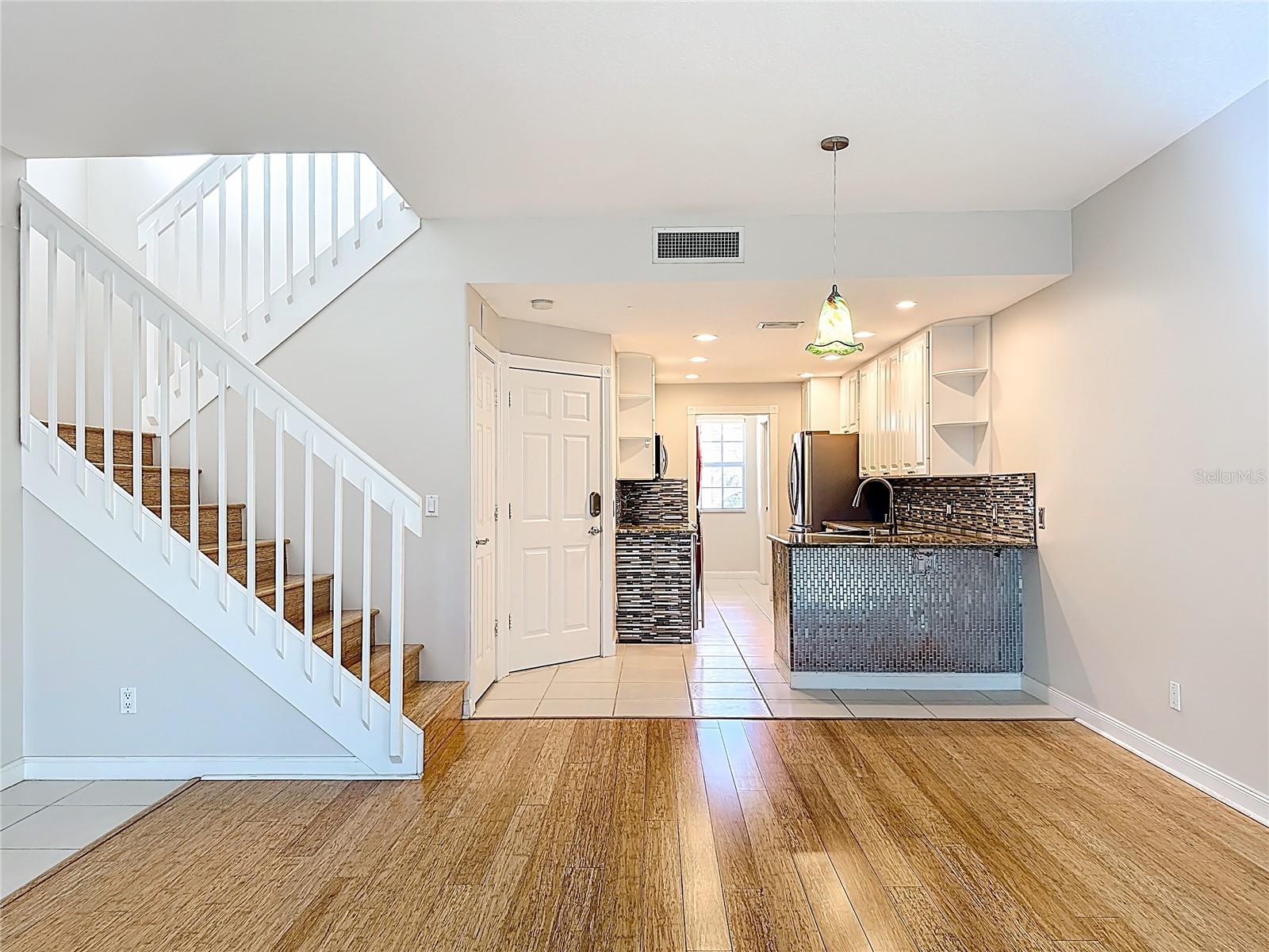 Image 10 of 41 For 7676 Bergamo Avenue