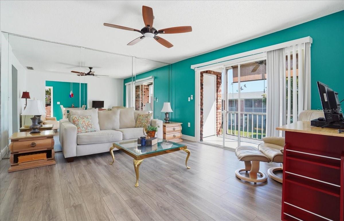 Image 4 of 23 For 3580 38th Avenue S 96