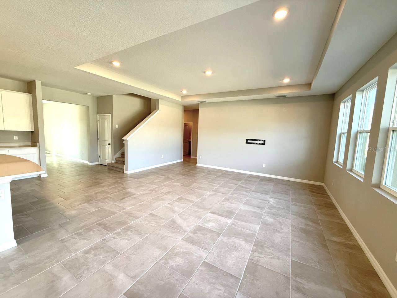 Image 11 of 35 For 7724 Broad River Avenue