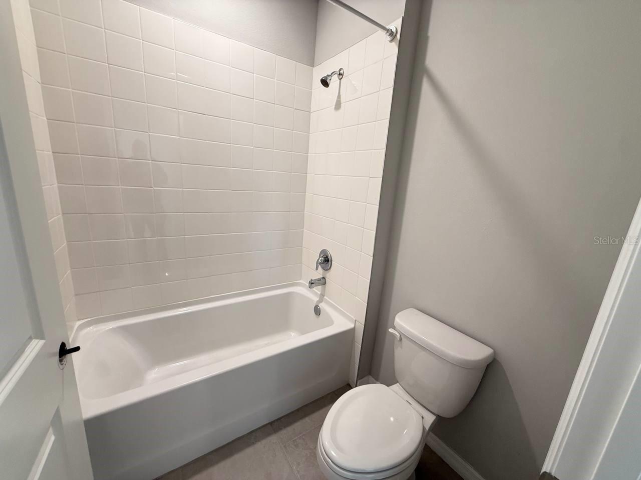 Image 26 of 35 For 7724 Broad River Avenue