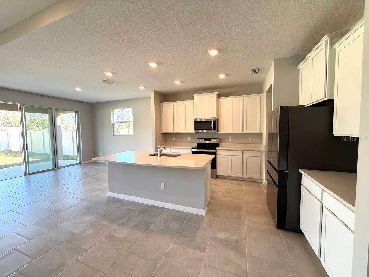 Image 4 of 35 For 7724 Broad River Avenue