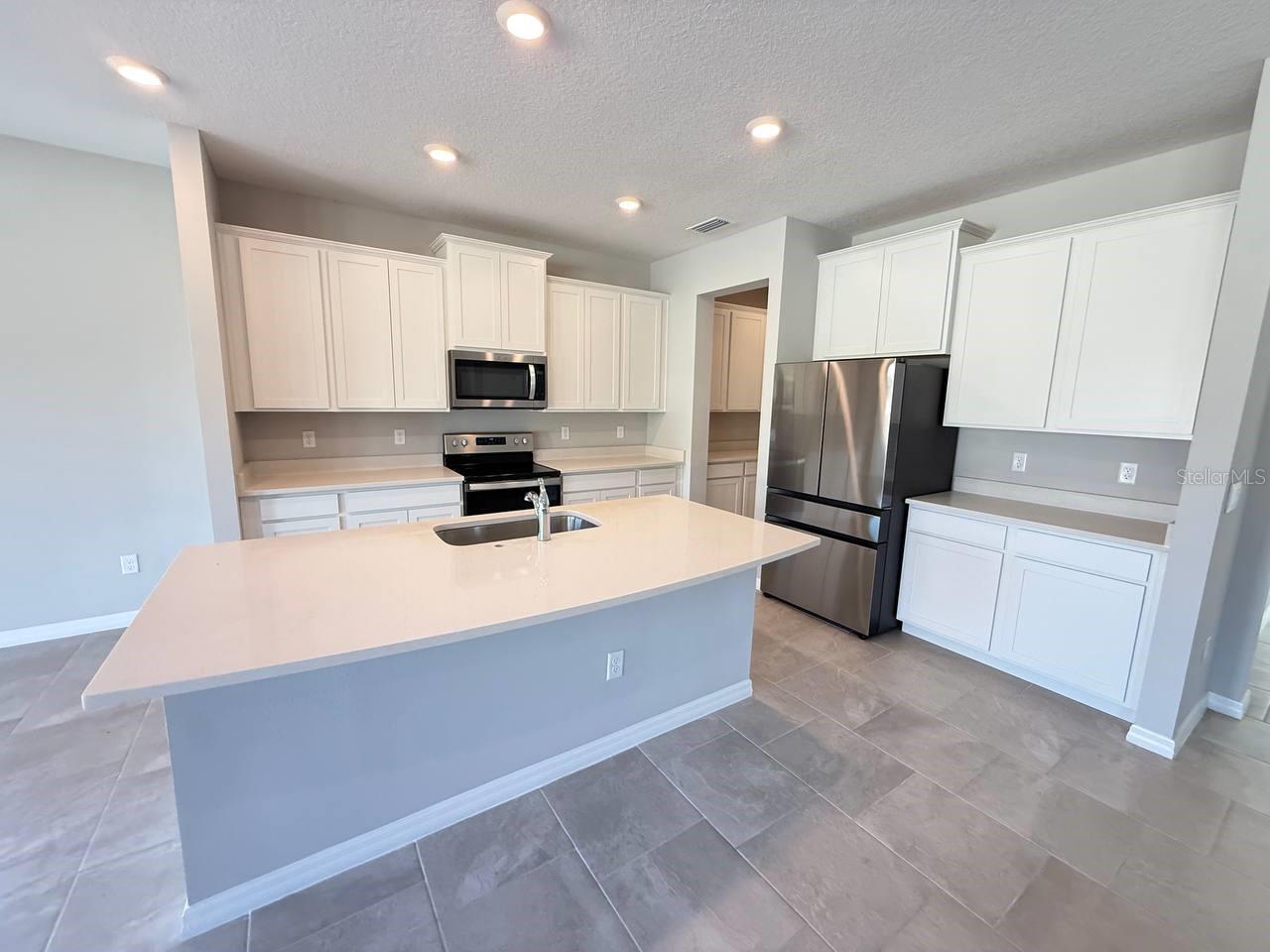 Image 5 of 35 For 7724 Broad River Avenue