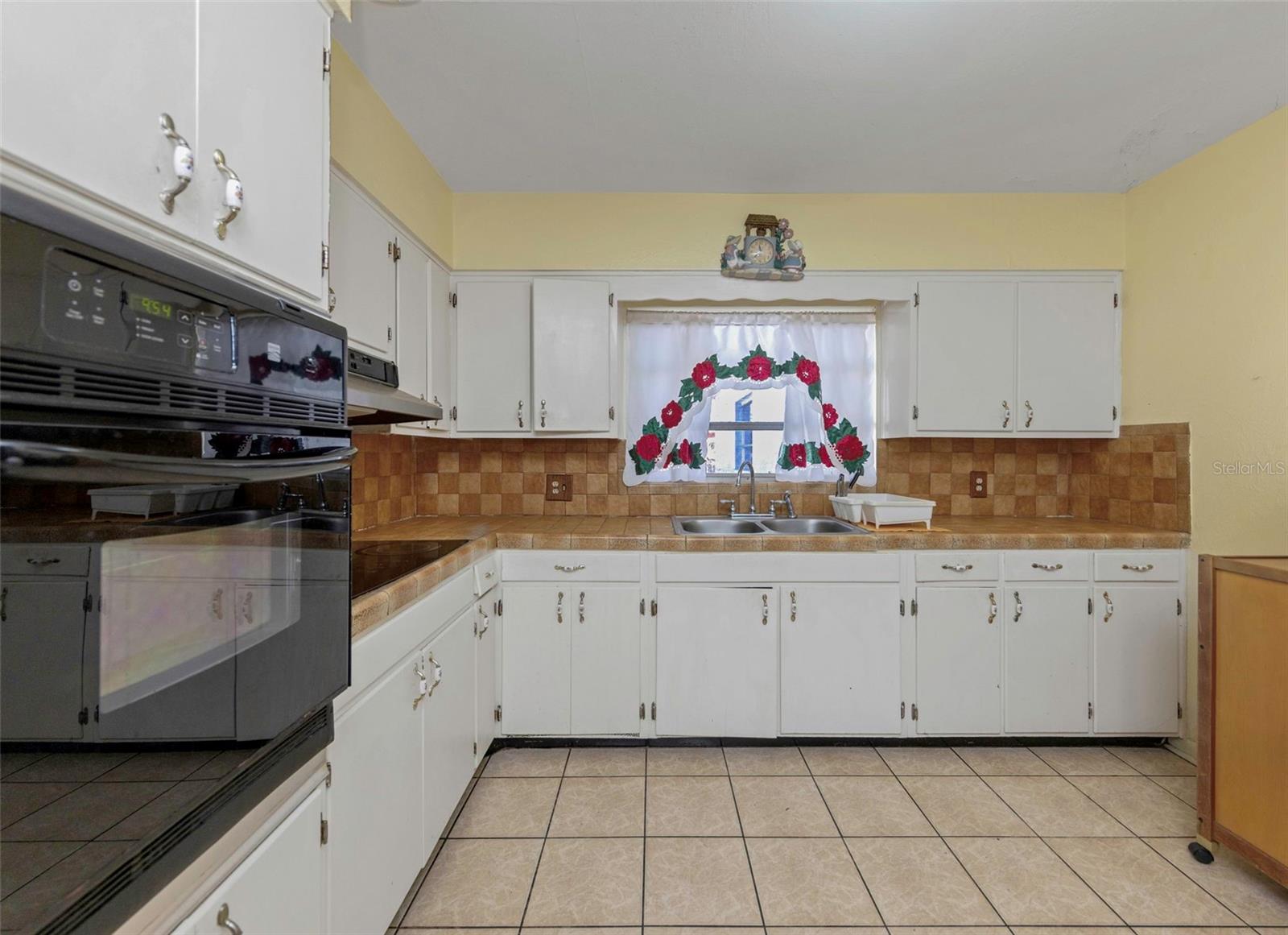 Image 10 of 43 For 3117 Leroy Street