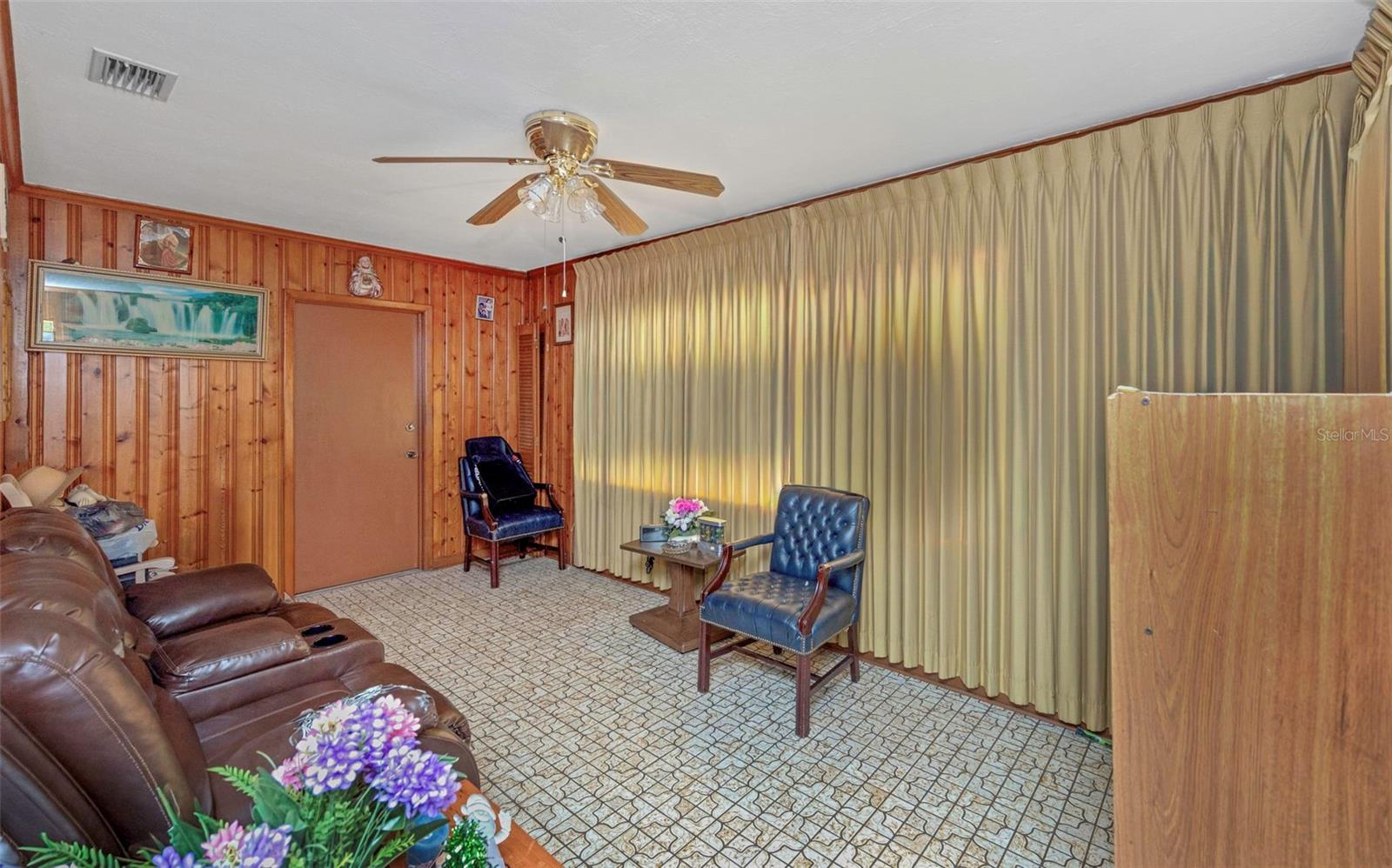 Image 17 of 43 For 3117 Leroy Street