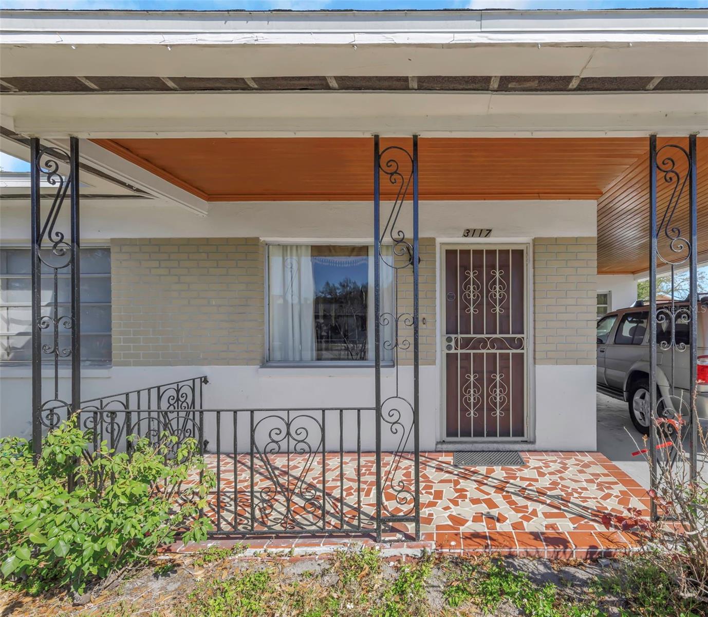 Image 2 of 43 For 3117 Leroy Street