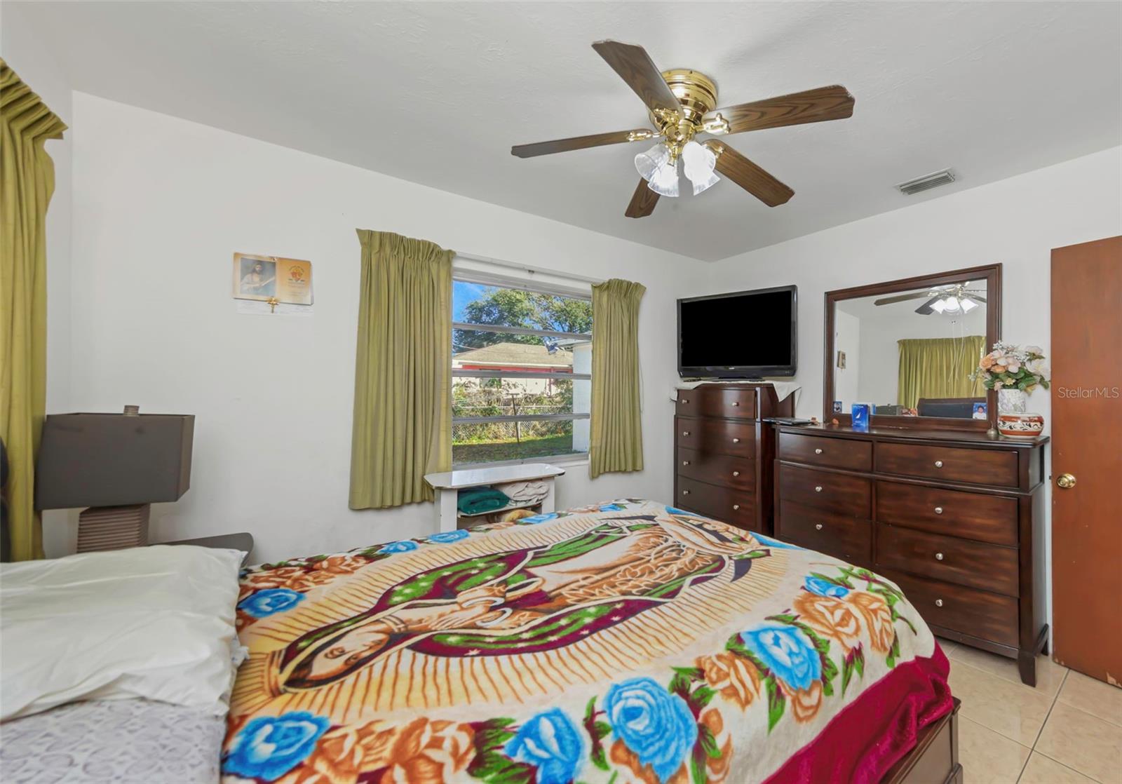 Image 23 of 43 For 3117 Leroy Street