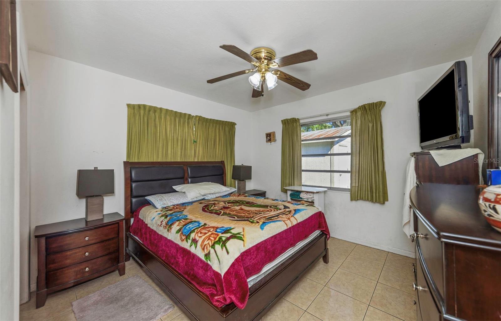 Image 25 of 43 For 3117 Leroy Street