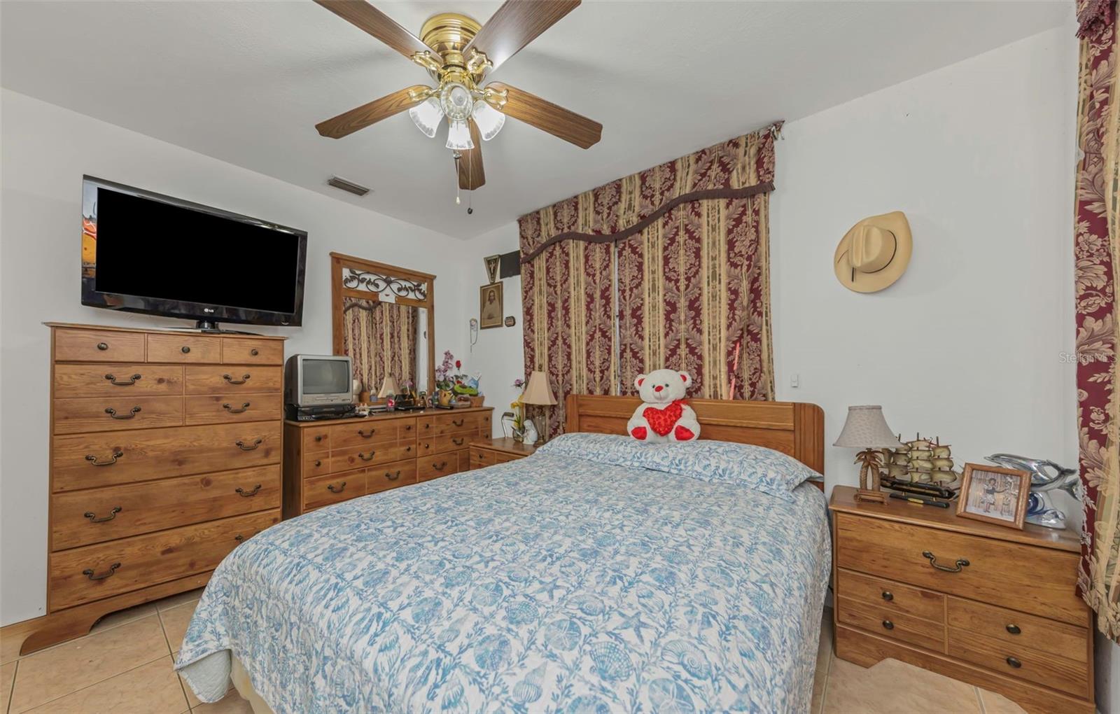 Image 30 of 43 For 3117 Leroy Street