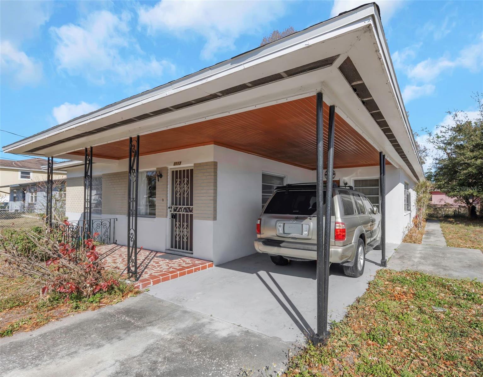 Image 4 of 43 For 3117 Leroy Street