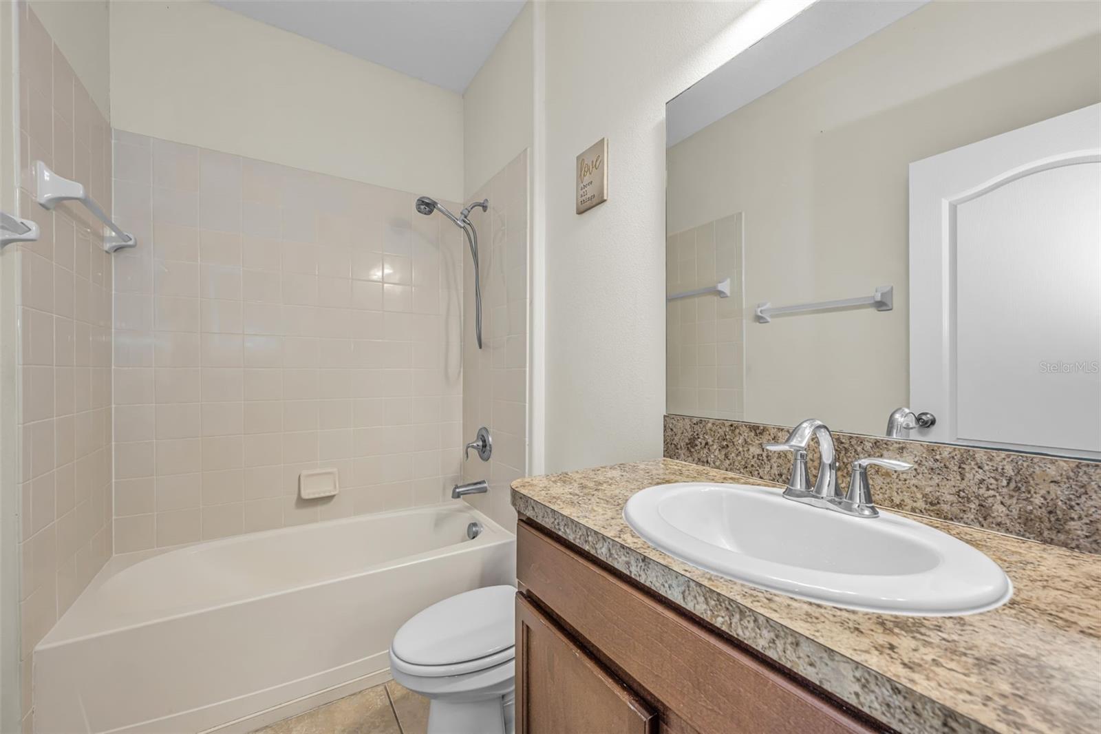 Listing photo id 34 for 521 Vista Ridge Drive