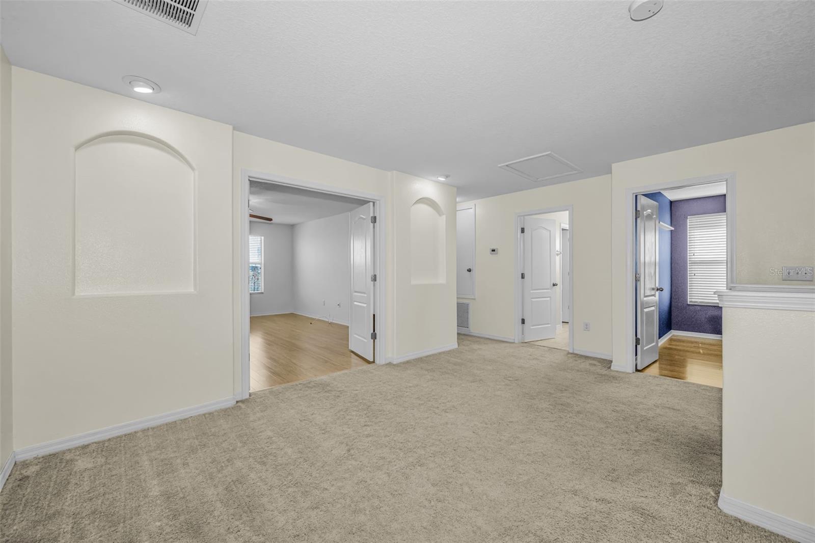 Listing photo id 38 for 521 Vista Ridge Drive