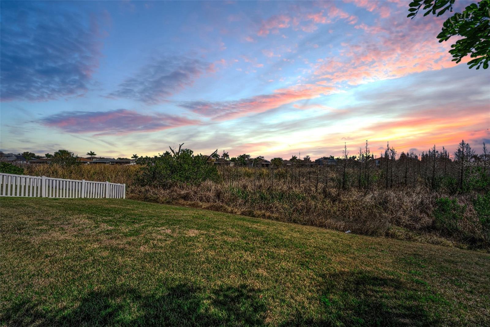 Listing photo id 63 for 521 Vista Ridge Drive