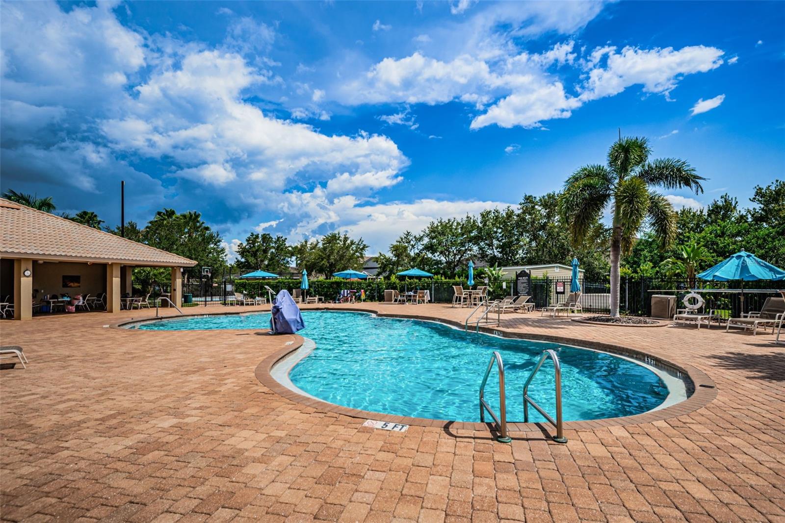 Listing photo id 70 for 521 Vista Ridge Drive